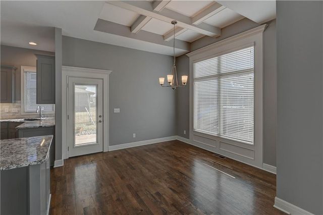 1907 NE Parks Summit Boulevard, Lee's Summit, MO 64064