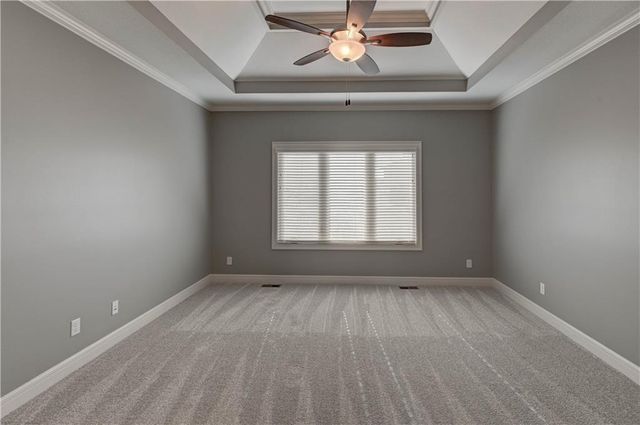 1907 NE Parks Summit Boulevard, Lee's Summit, MO 64064