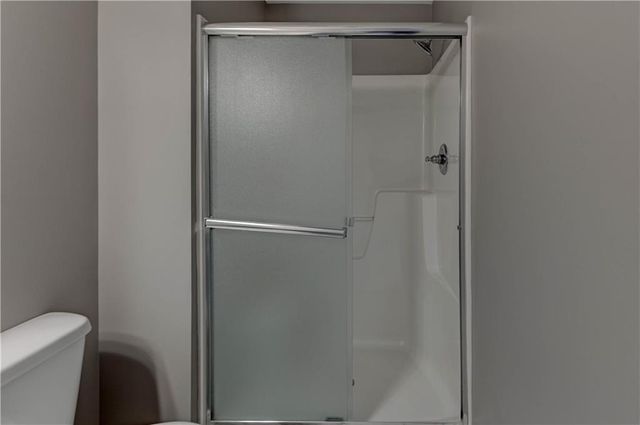 1907 NE Parks Summit Boulevard, Lee's Summit, MO 64064