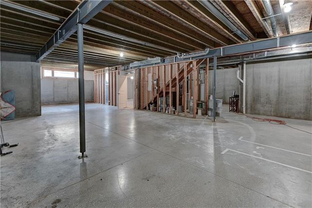 1907 NE Parks Summit Boulevard, Lee's Summit, MO 64064