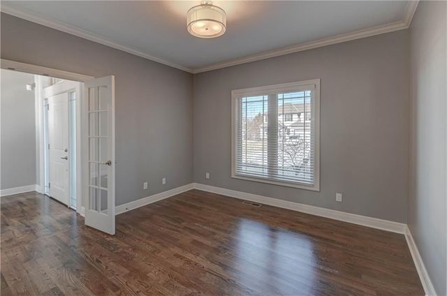 1907 NE Parks Summit Boulevard, Lee's Summit, MO 64064