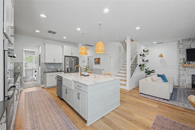 19308 BREYNIA DRIVE, Lutz, FL 33558
