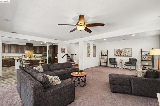 2722 Reddington Way, Brentwood, CA 94513