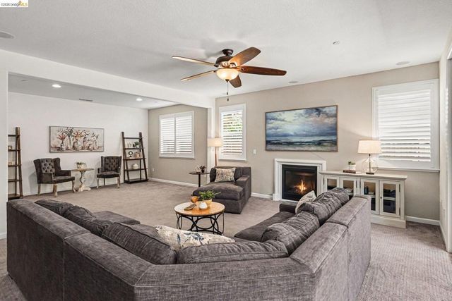 2722 Reddington Way, Brentwood, CA 94513