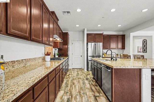 2722 Reddington Way, Brentwood, CA 94513