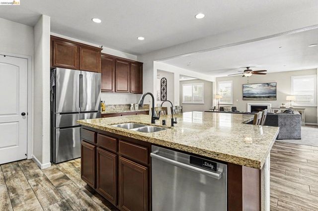 2722 Reddington Way, Brentwood, CA 94513