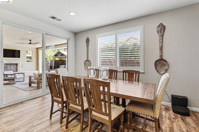 2722 Reddington Way, Brentwood, CA 94513