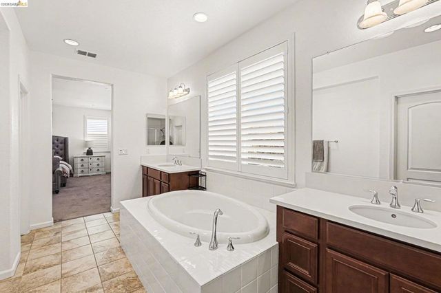 2722 Reddington Way, Brentwood, CA 94513