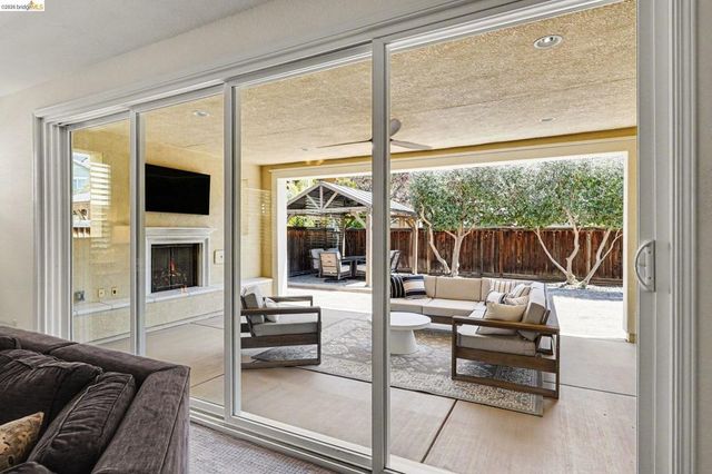 2722 Reddington Way, Brentwood, CA 94513
