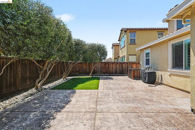 2722 Reddington Way, Brentwood, CA 94513