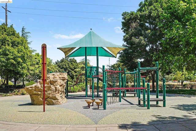 2722 Reddington Way, Brentwood, CA 94513