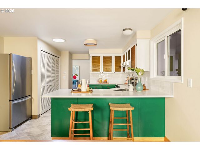 5111 Se 42ND Ave, Portland, OR 97206