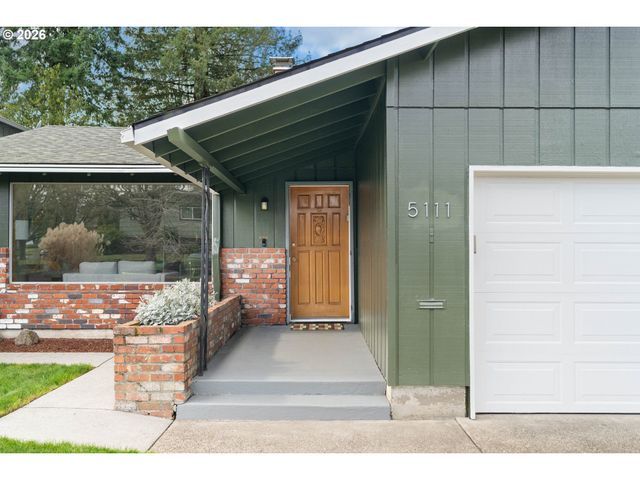 5111 Se 42ND Ave, Portland, OR 97206