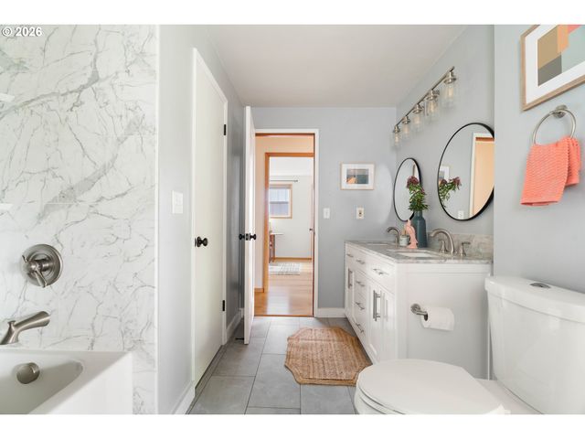 5111 Se 42ND Ave, Portland, OR 97206