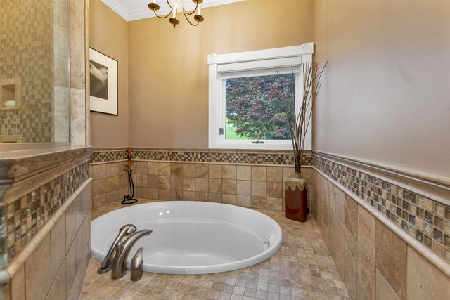 9 Quinn Road, Hancock, NH 03449