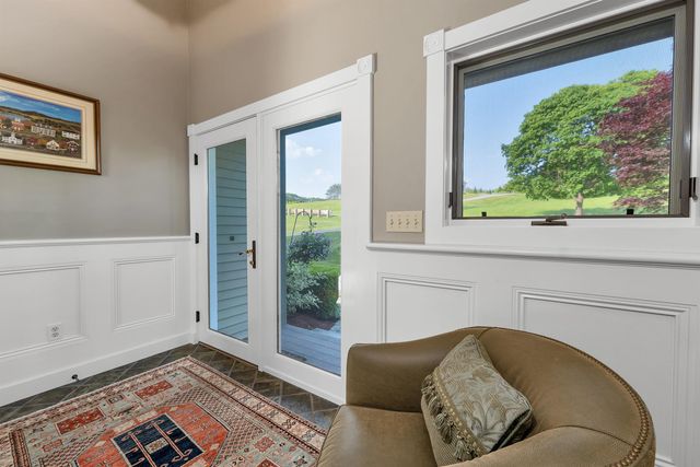 9 Quinn Road, Hancock, NH 03449