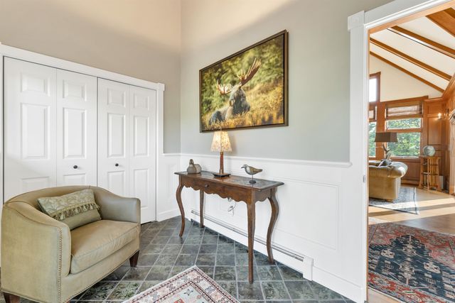 9 Quinn Road, Hancock, NH 03449