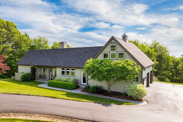 9 Quinn Road, Hancock, NH 03449