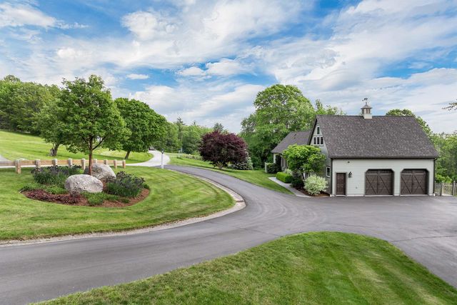 9 Quinn Road, Hancock, NH 03449