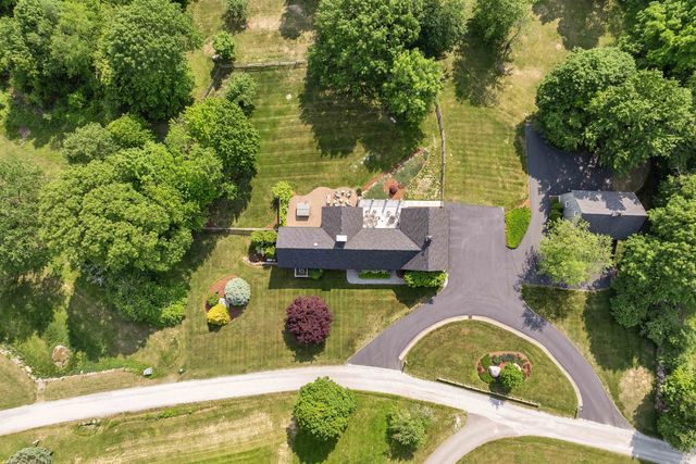 9 Quinn Road, Hancock, NH 03449