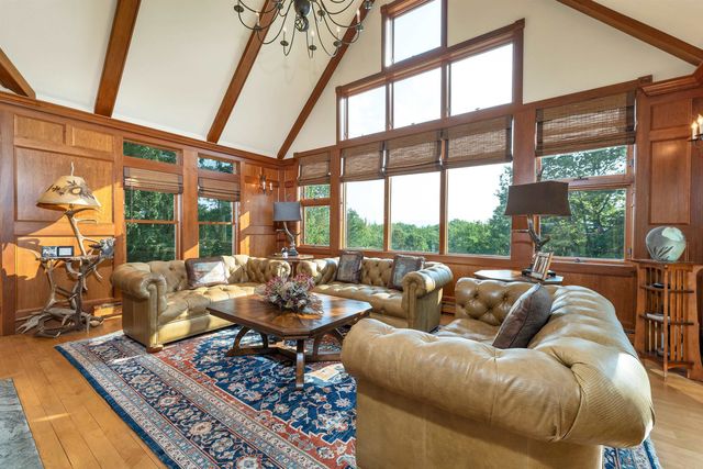 9 Quinn Road, Hancock, NH 03449