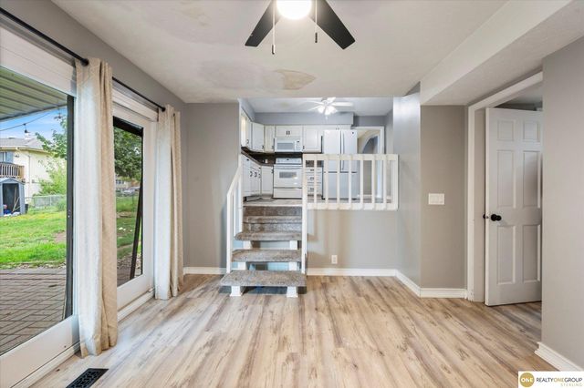 5712 S 107 Street, Omaha, NE 68127