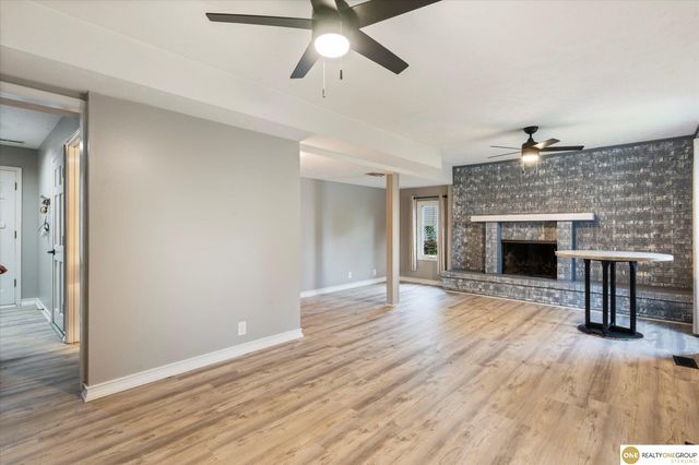 5712 S 107 Street, Omaha, NE 68127