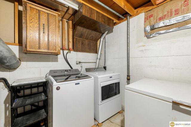 5712 S 107 Street, Omaha, NE 68127