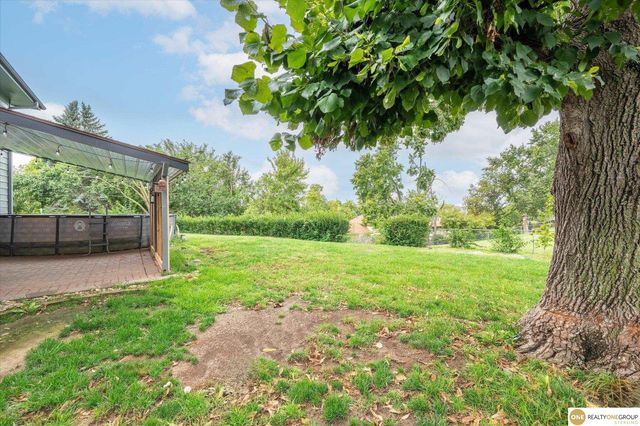 5712 S 107 Street, Omaha, NE 68127