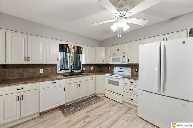 5712 S 107 Street, Omaha, NE 68127