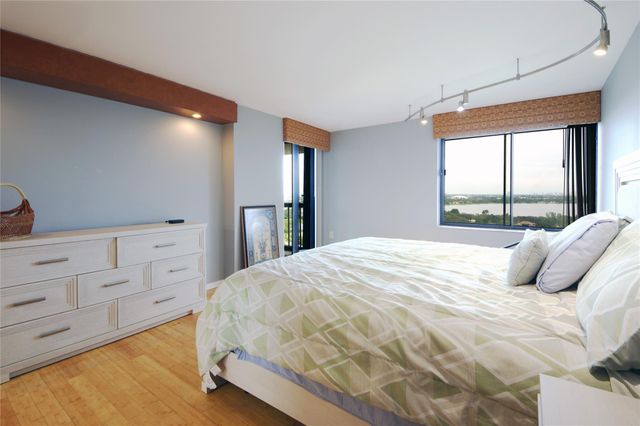 2480 Presidential Way 1903, West Palm Beach, FL 33401