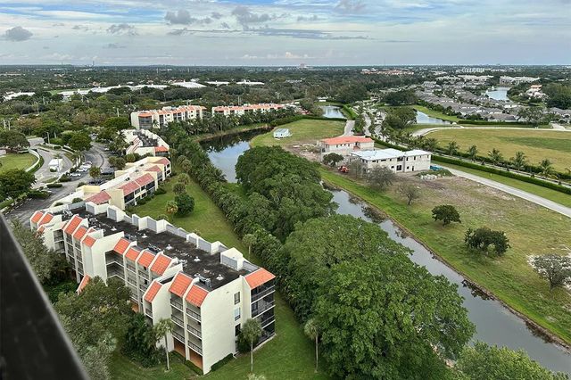 2480 Presidential Way 1903, West Palm Beach, FL 33401