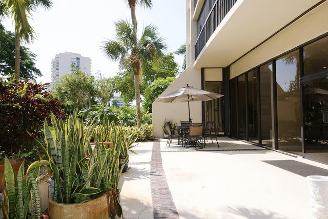 2480 Presidential Way 1903, West Palm Beach, FL 33401