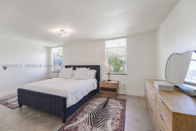 17800 Atlantic Blvd PH14, Sunny Isles Beach, FL 33160