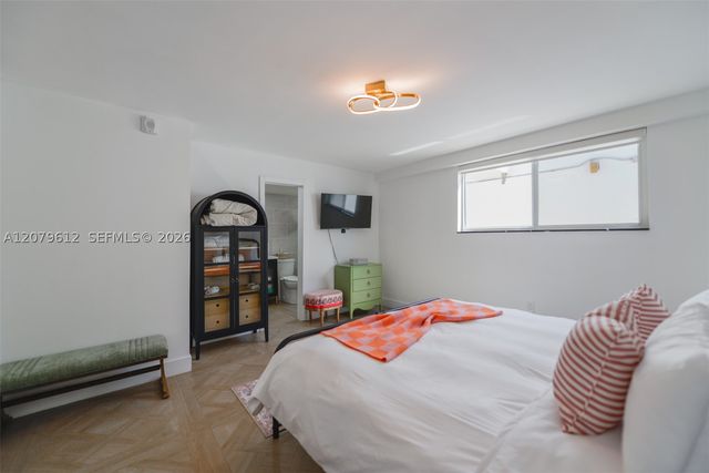 17800 Atlantic Blvd PH14, Sunny Isles Beach, FL 33160