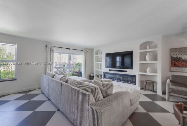 17800 Atlantic Blvd PH14, Sunny Isles Beach, FL 33160