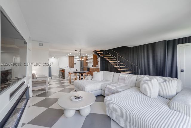 17800 Atlantic Blvd PH14, Sunny Isles Beach, FL 33160