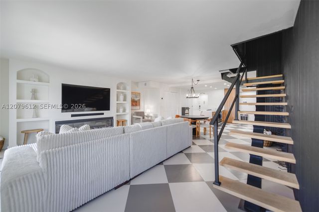 17800 Atlantic Blvd PH14, Sunny Isles Beach, FL 33160
