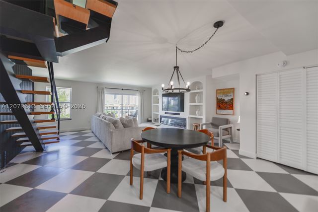 17800 Atlantic Blvd PH14, Sunny Isles Beach, FL 33160