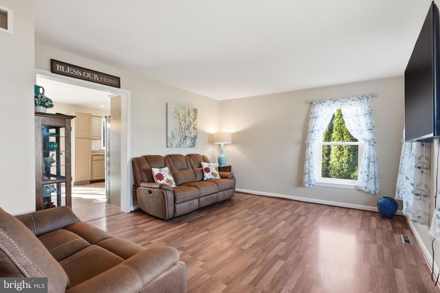 824 RIDGE AVE, Atglen, PA 19310