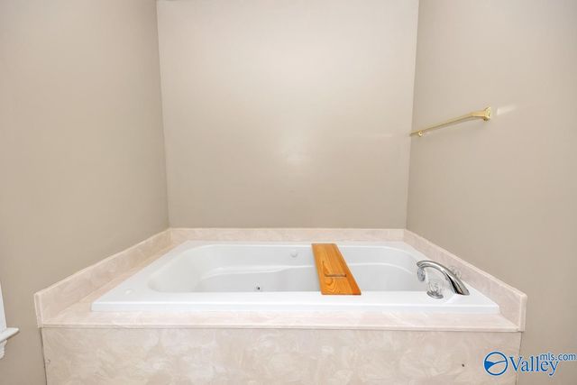 111 Worchester Lane, Harvest, AL 35749