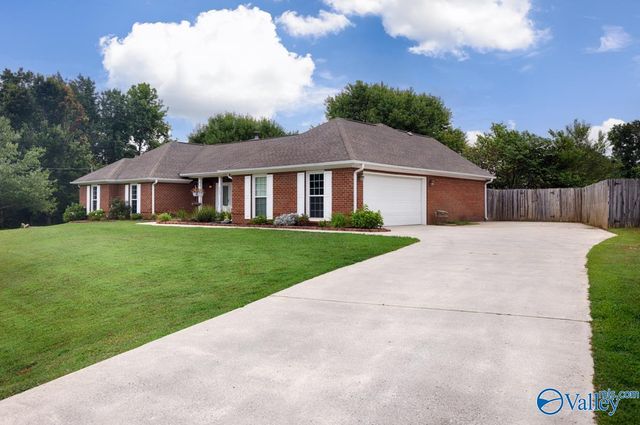 111 Worchester Lane, Harvest, AL 35749