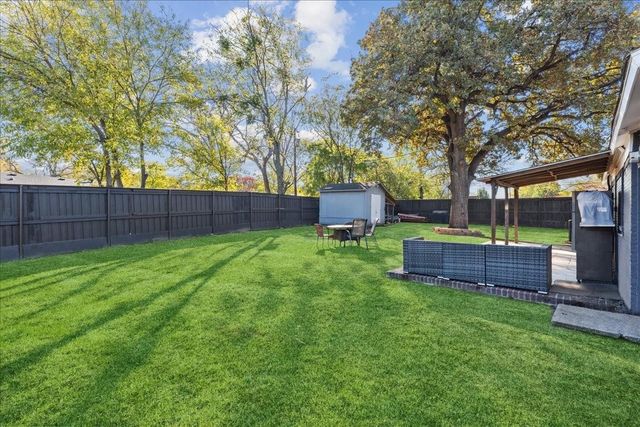 4300 Spring Oak Circle, Balch Springs, TX 75180