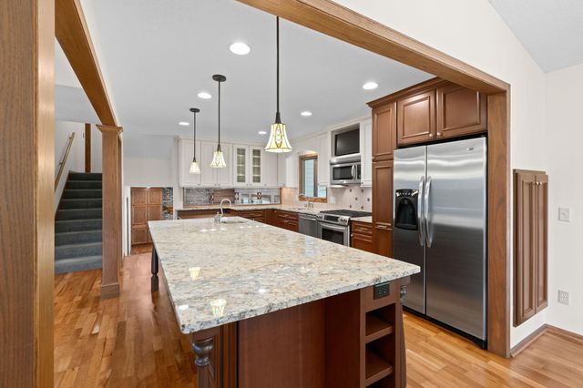 3116 Old County Road 15, Minnetonka Beach, MN 55391