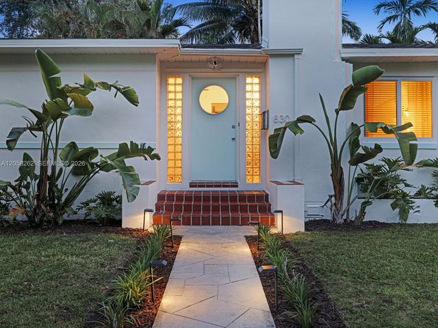 830 NE 83rd St, Miami, FL 33138