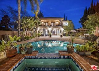 5303 Mecca Avenue, Tarzana (los Angeles), CA 91356