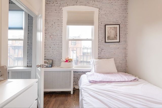 293-295 Commonwealth Ave 3F, Boston, MA 02115