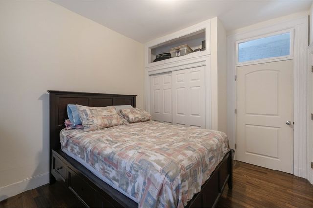 293-295 Commonwealth Ave 3F, Boston, MA 02115