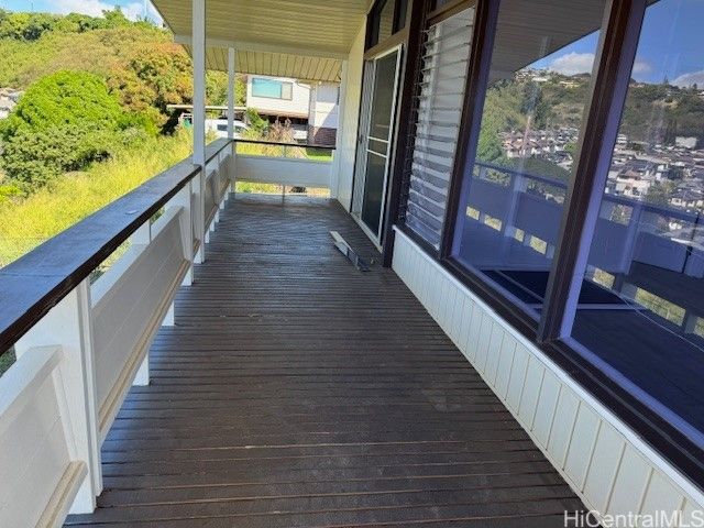 99-706 Kealaluina Drive, Aiea, HI 96701