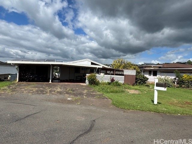 99-706 Kealaluina Drive, Aiea, HI 96701
